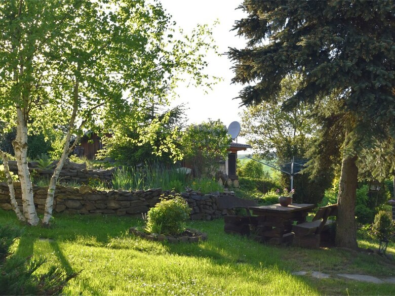 Modern Holiday Home In G�ntersberge With Fish Pond