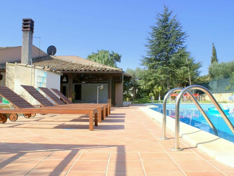 Luxurious Villa In Caltagirone Italy With Private Pool