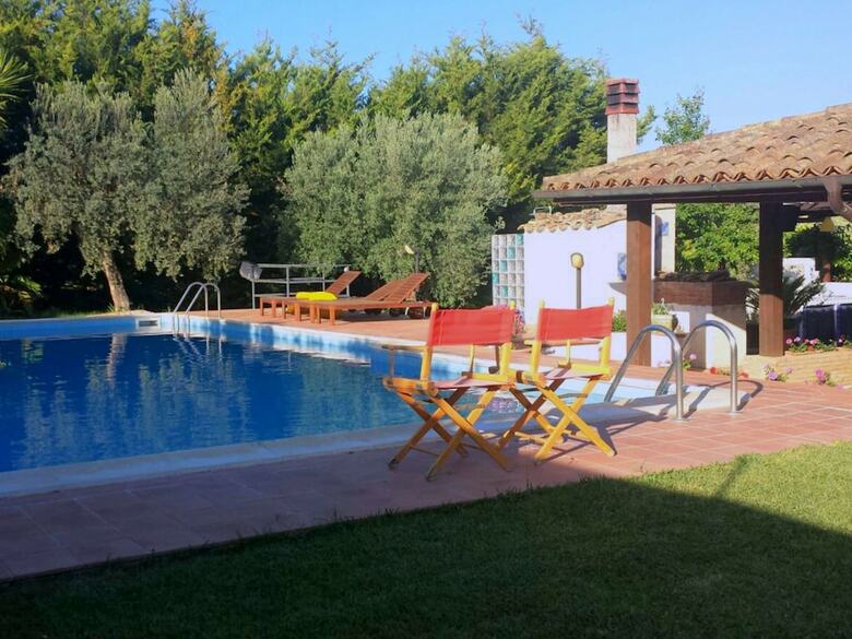 Luxurious Villa In Caltagirone Italy With Private Pool