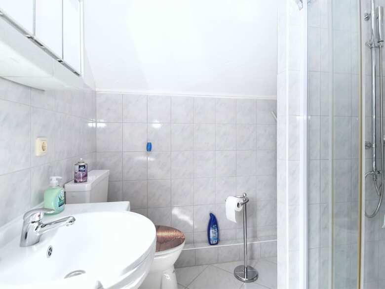 Cozy Apartment In Altenfeld With Garden