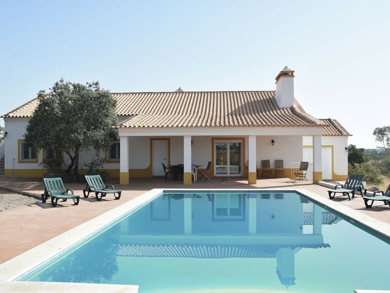 Villa A Comfortable Holiday Home With Private Swimming Pool, Tranquility And Privacy