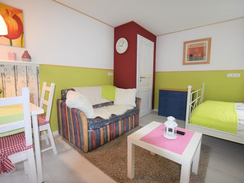 Spacious Apartment In Blowatz Near Sea