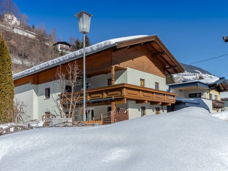 Luxurious Apartment In Mittersill Near Lake