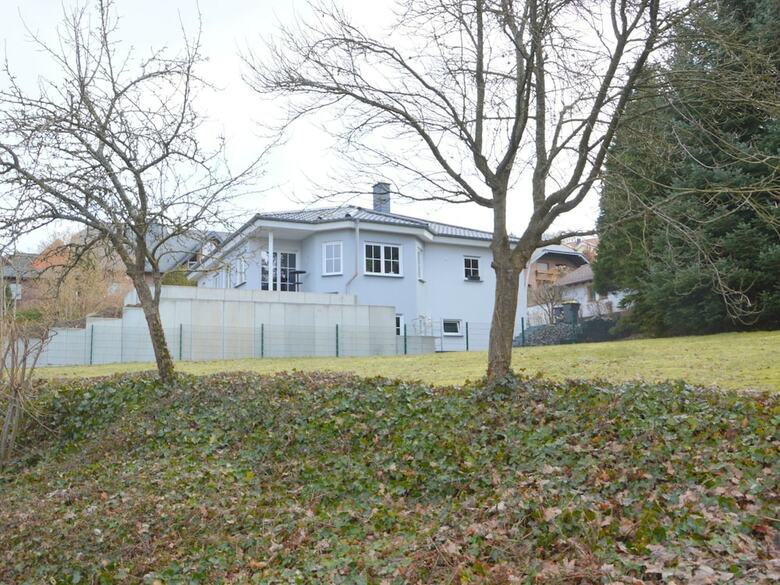 Luxurious Apartment In Ulmen Near Lake
