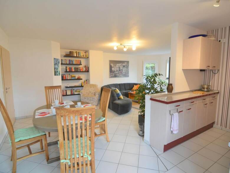 Luxurious Apartment In Ulmen Near Lake