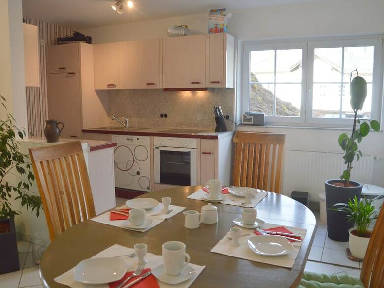 Luxurious Apartment In Ulmen Near Lake