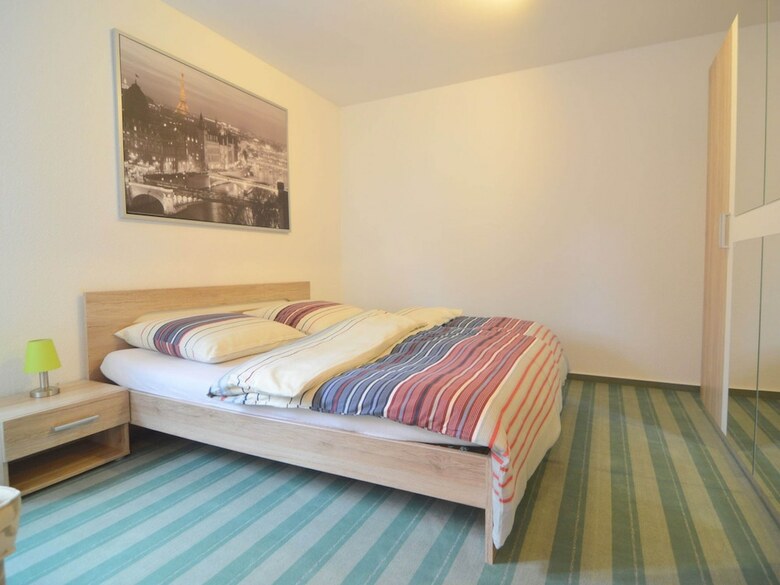 Luxurious Apartment In Ulmen Near Lake