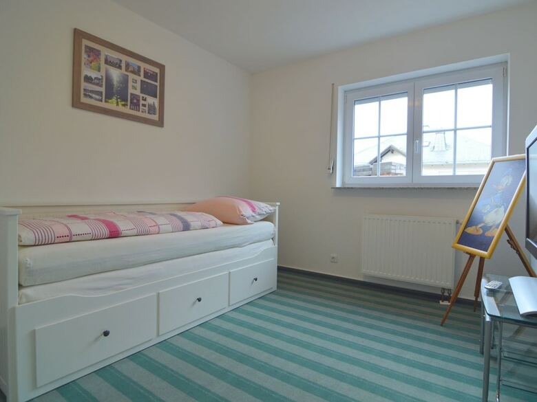 Luxurious Apartment In Ulmen Near Lake