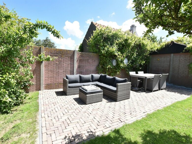 Modern Holiday Home In Sluis With A Garden