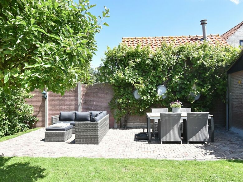 Modern Holiday Home In Sluis With A Garden