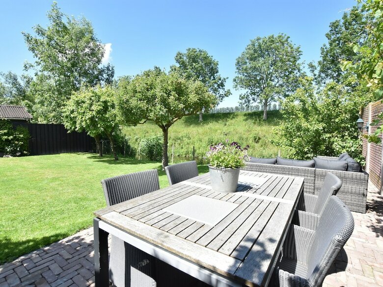 Modern Holiday Home In Sluis With A Garden