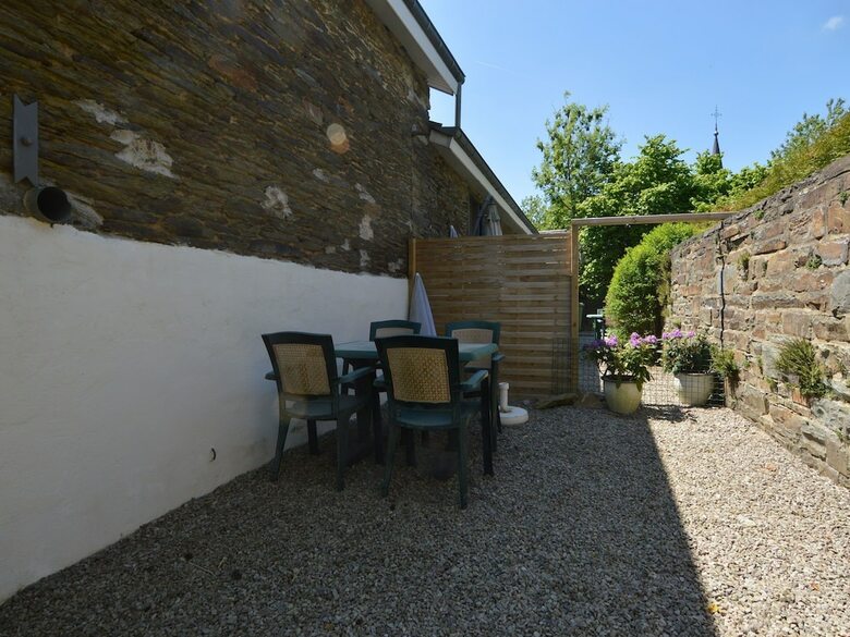 Cosy Holiday Home In Cherain Near Forest