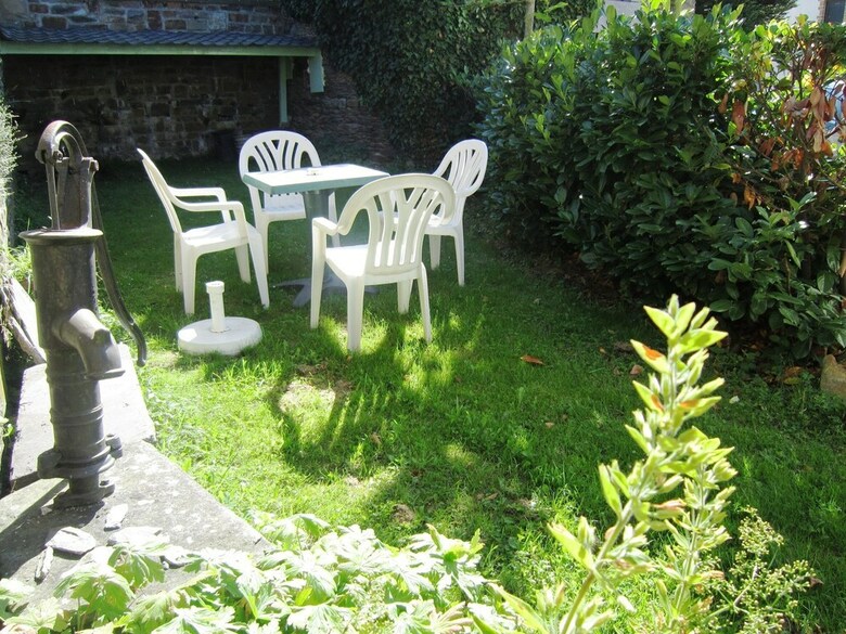 Cosy Holiday Home In Cherain Near Forest