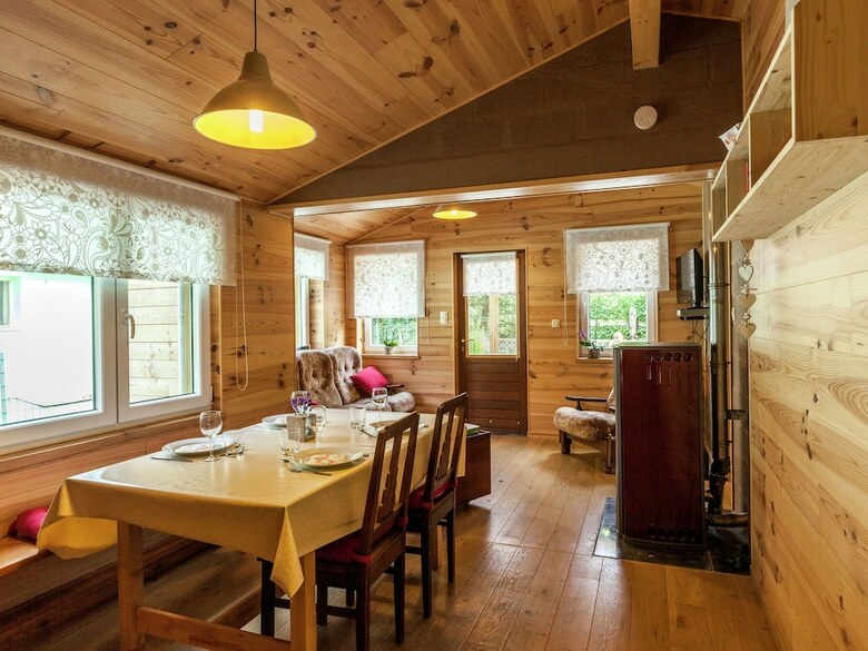 Cosy Chalet In Bomal-sur-ourthe With Terrace