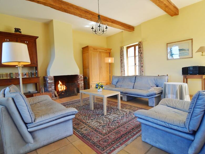 Modern Cottage In Barvaux-condroz Amidst Meadows