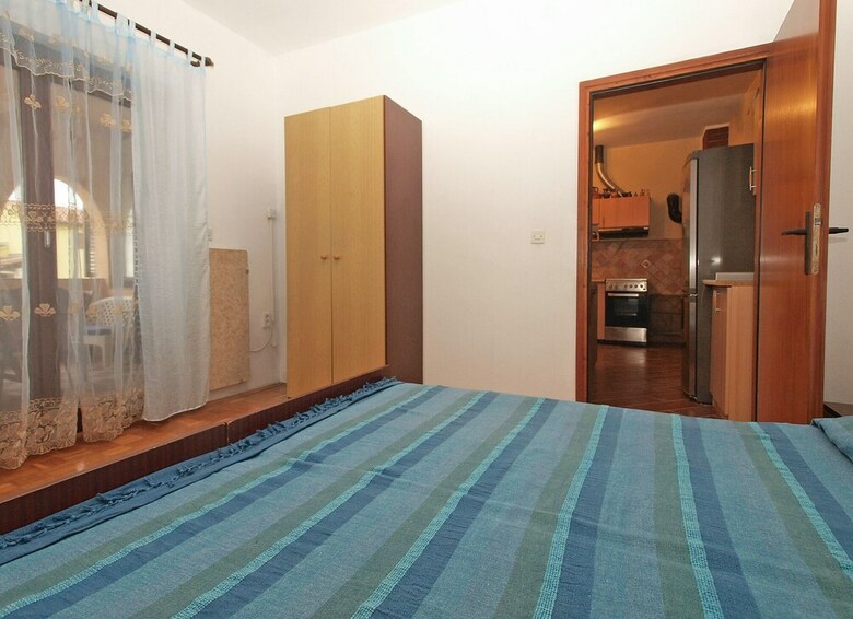 Apartment 1775