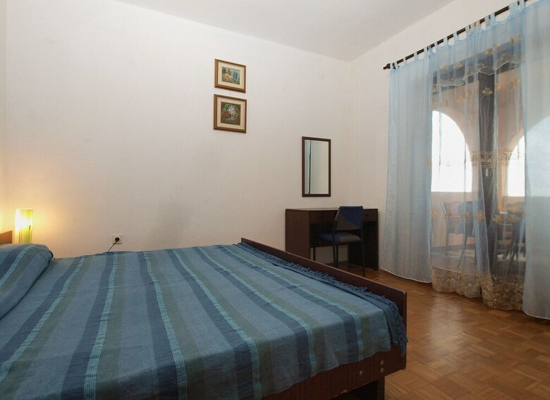 Apartment 1775