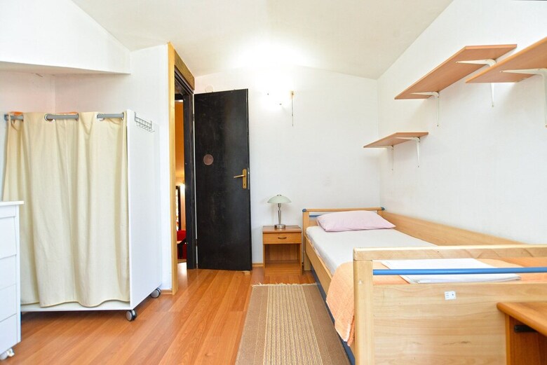 Apartment 1791