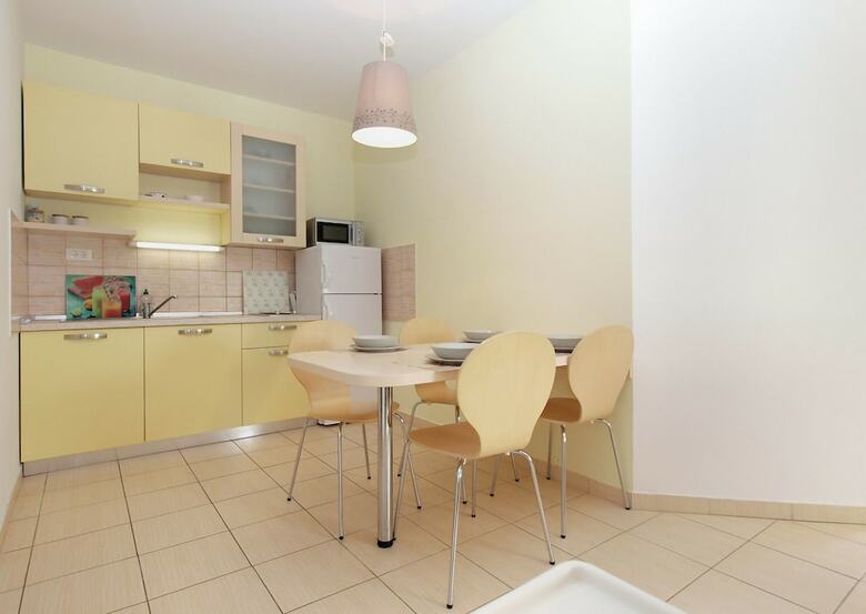 Apartment 1804