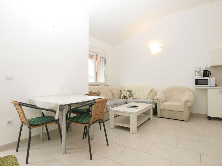 Apartment 1774