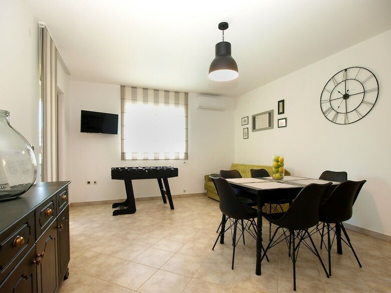 Villa Apartment 1868
