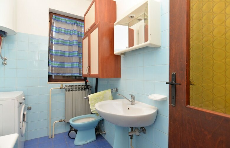Apartment 1956