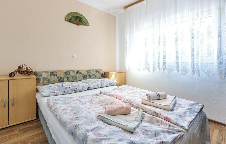 Villa Apartment 1976