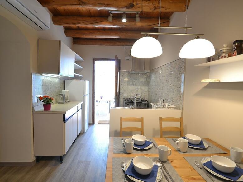 Modern Holiday Home With Sea View In Ventimiglia