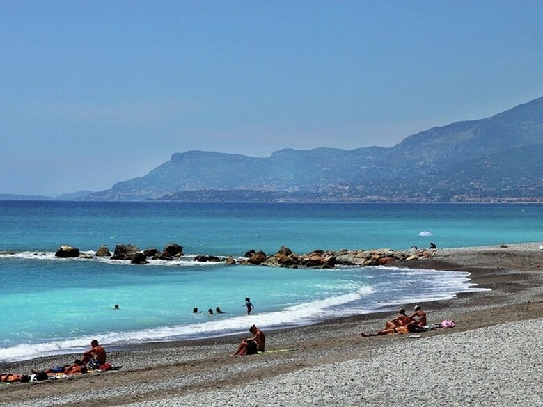 Modern Holiday Home With Sea View In Ventimiglia