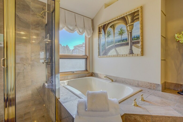 Apartamentos Skyway-extravagant & Luxury Views W/deck & Bar
