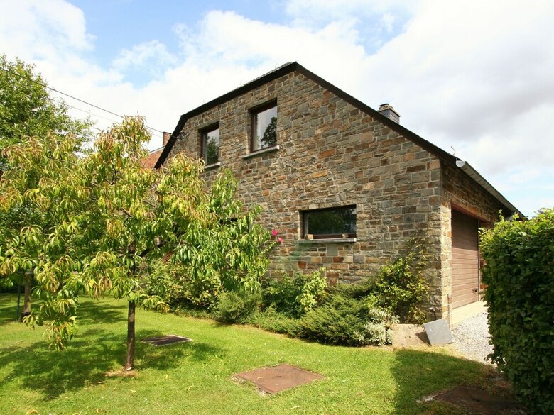 Cozy Holiday Home In Lesterny Near Lake