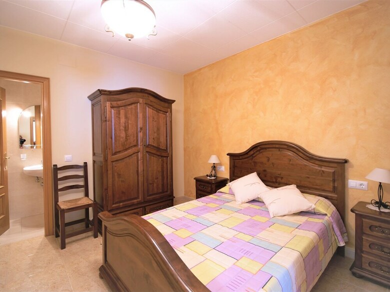 Luxurious Cottage In Vila-sacra With Terrace