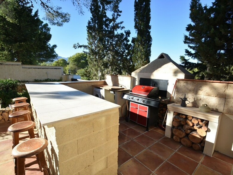 Luxury Villa With Private Pool And Jacuzzi In L'albir