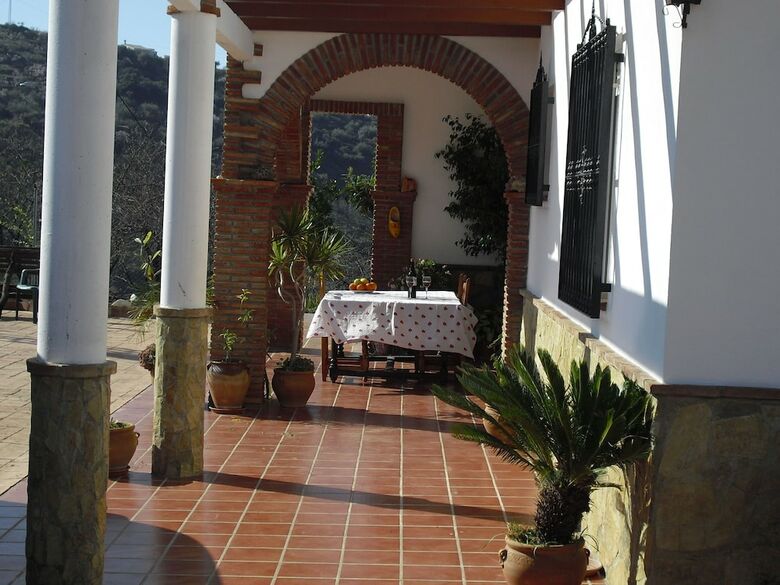 Pleasing Villa In Canillas de Aceituno Amidst The Forest
