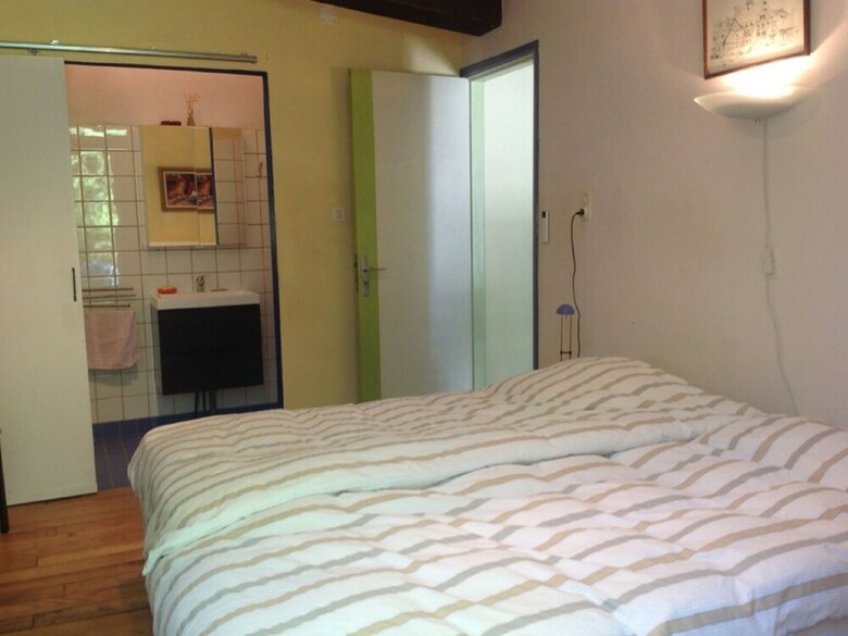 Charming Holiday Home Near River In Vallon-pont-d'arc
