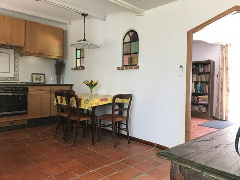 Charming Holiday Home Near River In Vallon-pont-d'arc