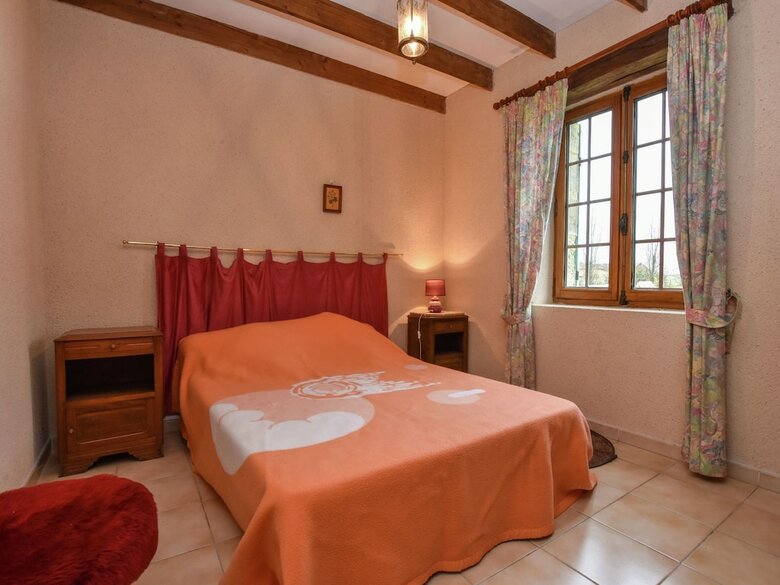 Lovely Holiday Home In Biron With Swimming Pool