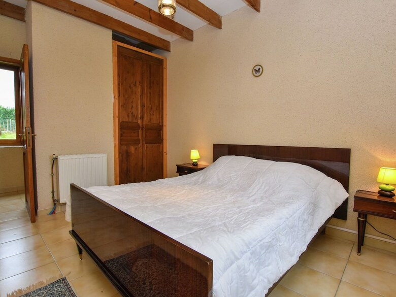Lovely Holiday Home In Biron With Swimming Pool