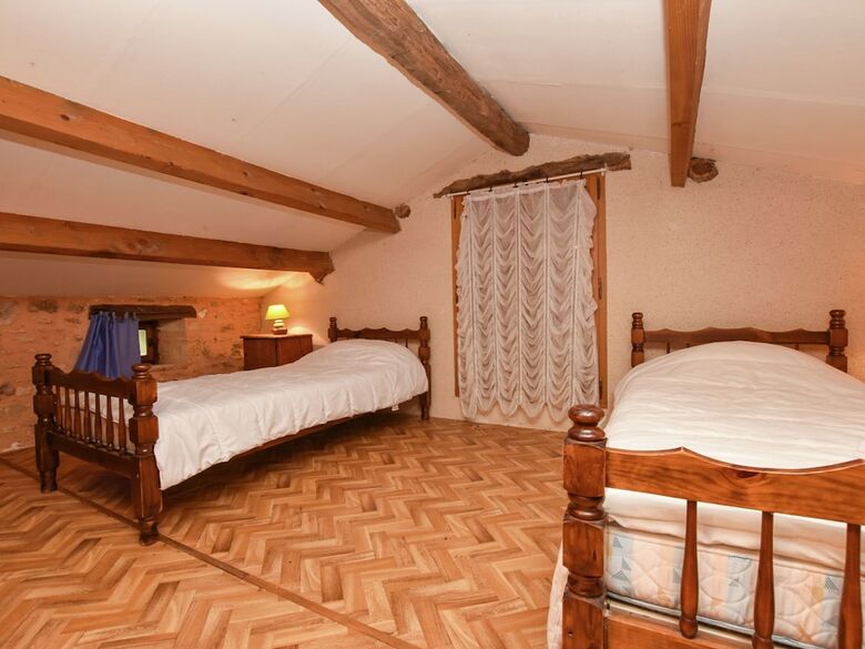 Lovely Holiday Home In Biron With Swimming Pool