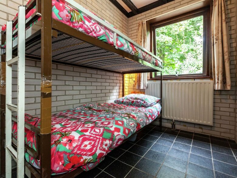 Comfortable, Detached Bungalow (65 M2