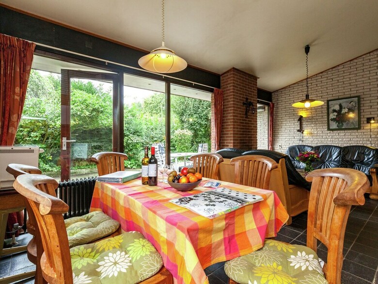 Comfortable, Detached Bungalow (65 M2
