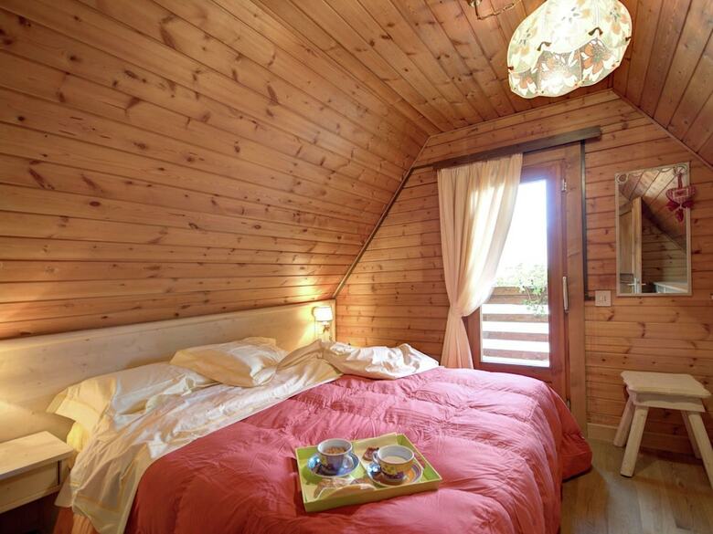 Spacious Chalet In Cutigliano With Swimming Pool