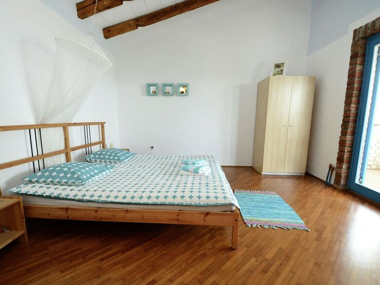 Lovely Villa In Ka?telir Croatia With Private Pool