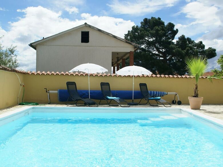Lovely Villa In Ka?telir Croatia With Private Pool