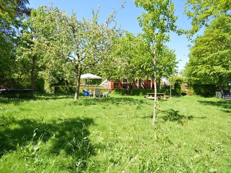 Beautiful Holiday Home In Dwingeloo With Garden