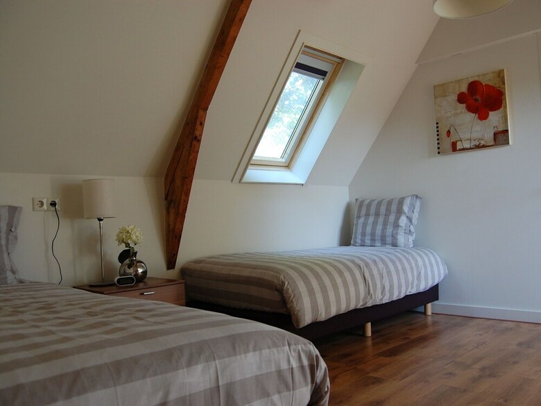 Cozy Holiday Home By The Canal In Dwingeloo
