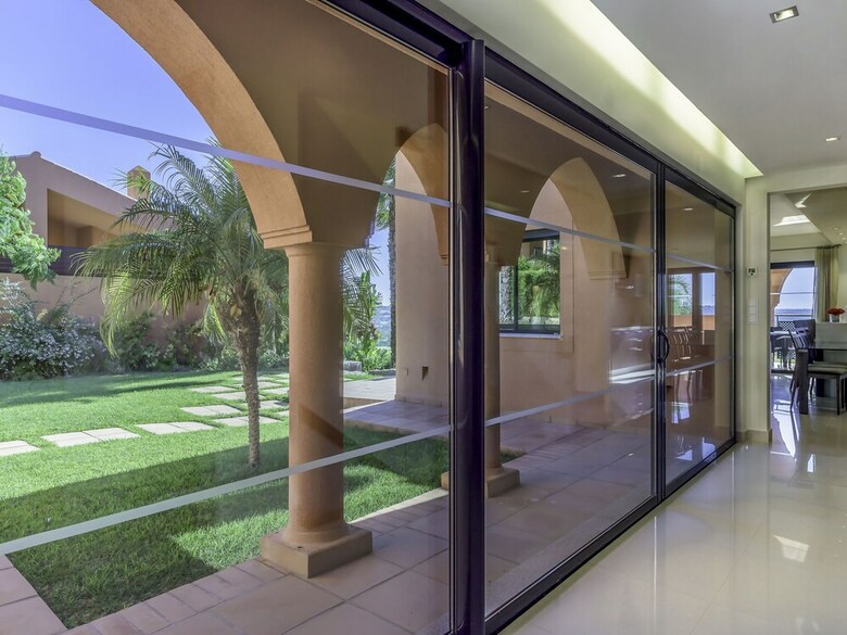Spacious Villa In Alcantarilha With Private Swimming Pool