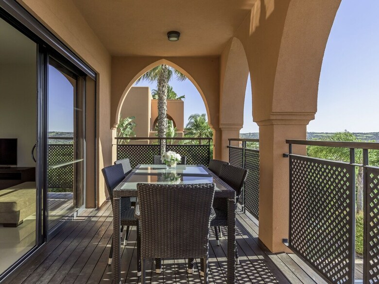 Spacious Villa In Alcantarilha With Private Swimming Pool