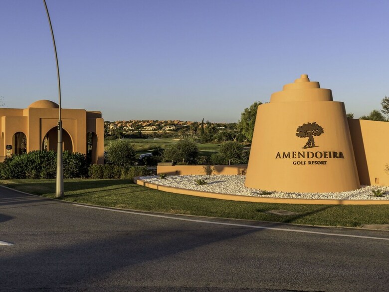 Spacious Villa In Alcantarilha With Private Swimming Pool