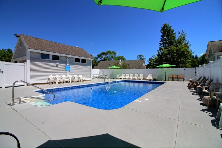 The Killington Style Suite: Modern, Central Condo, 2rm #222
